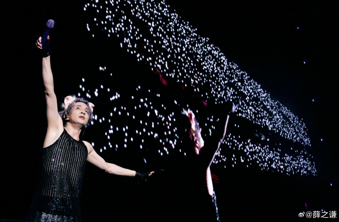 宜人之城 昌盛之地 晚安啦 感谢宜昌x2 赴约的每一位～ ​​​